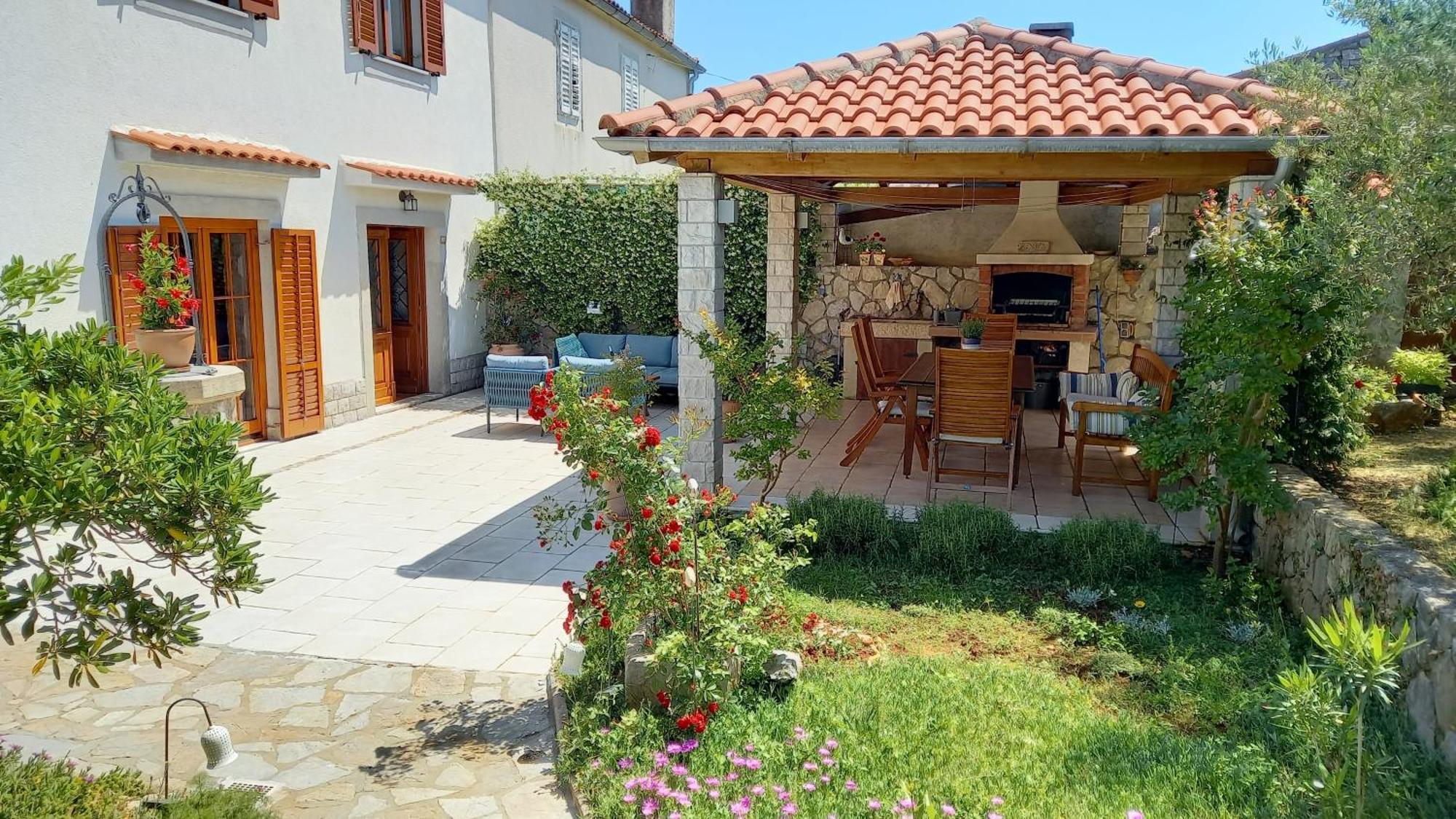 Holiday Home Lavanda Kornić Dış mekan fotoğraf