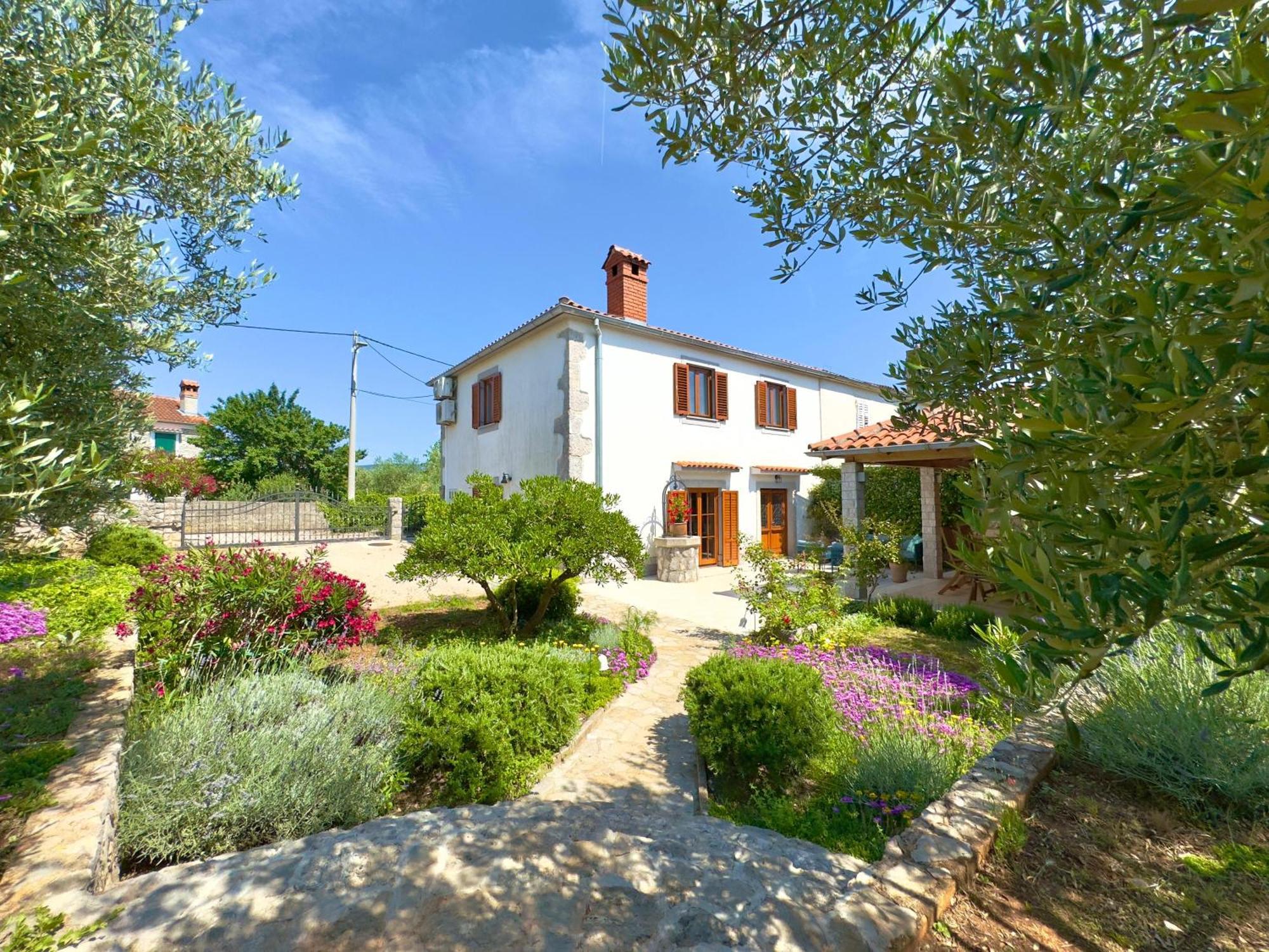 Holiday Home Lavanda Kornić Dış mekan fotoğraf